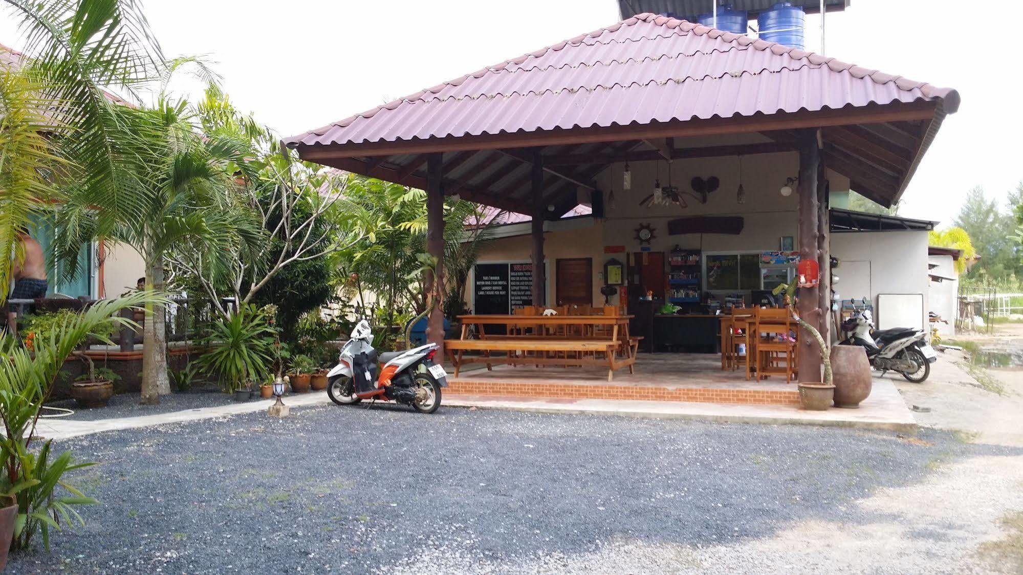 Khaolak Summer House Resort Khao Lak Bagian luar foto